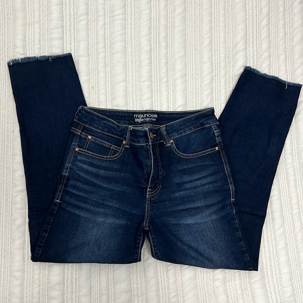 Dark wash Rough edge jeans